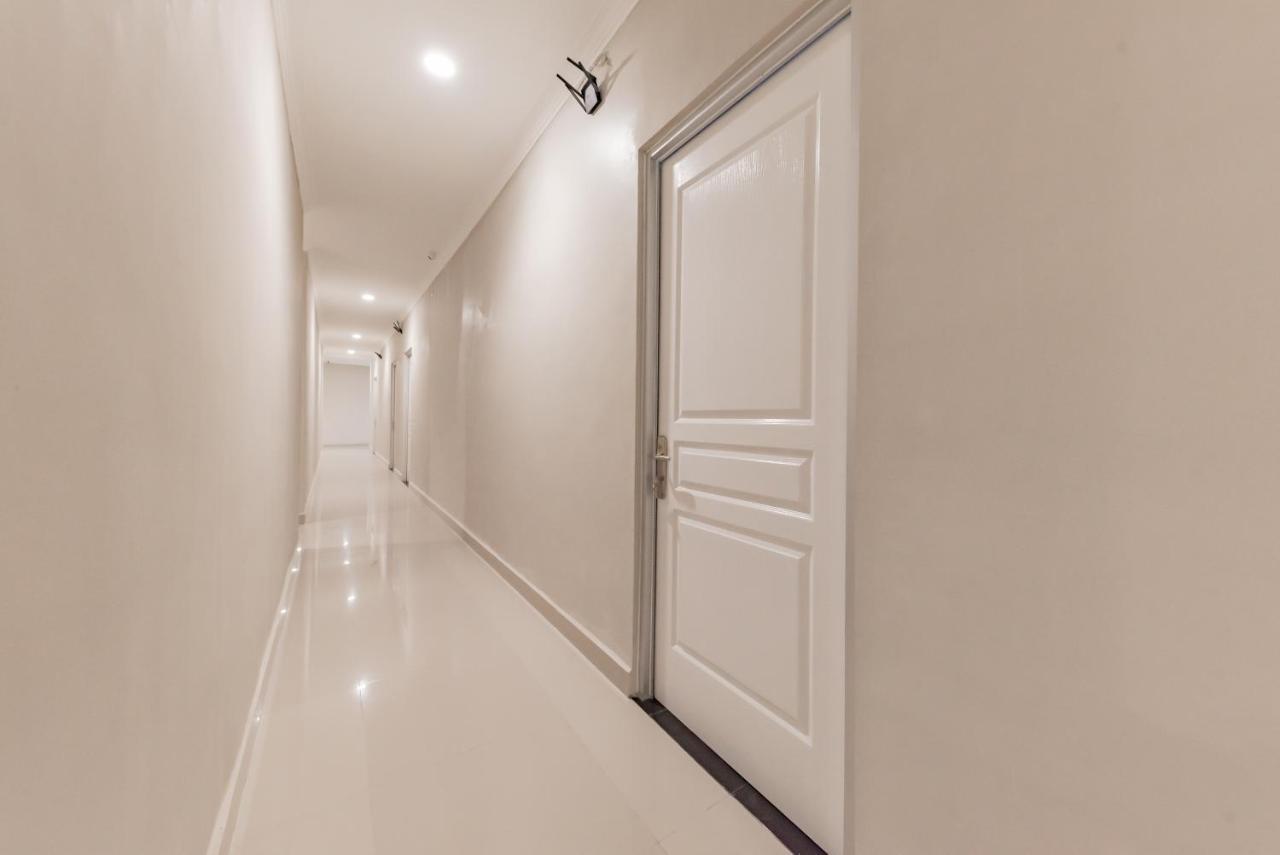 Reddoorz Plus Near Surapati Core Bandung Buitenkant foto